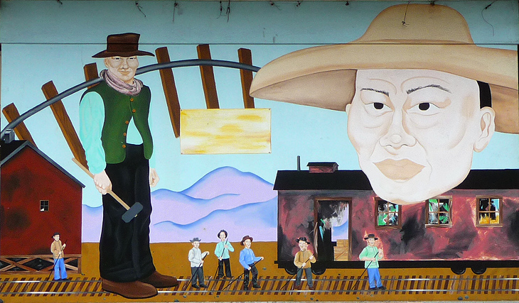 Chinese Railroad Workers mural by Amy Nelder