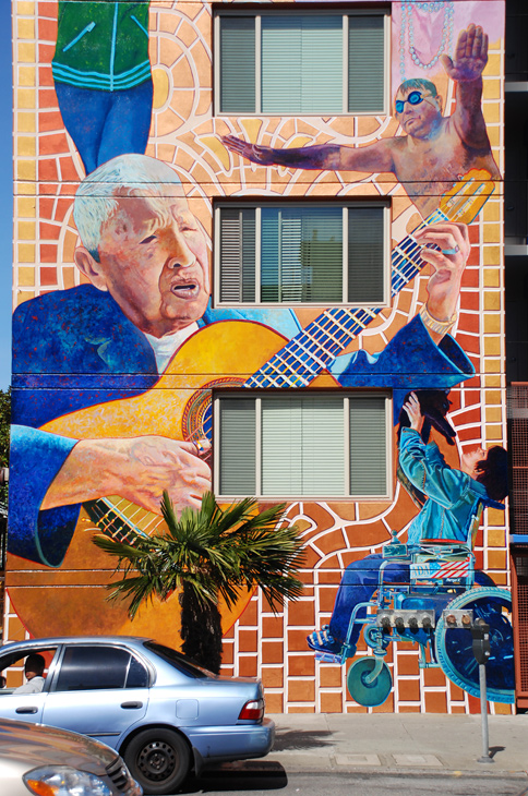 Salud mural by Dan Fontes