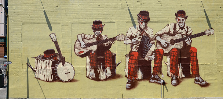 Three Musicians mural by Mike Shine