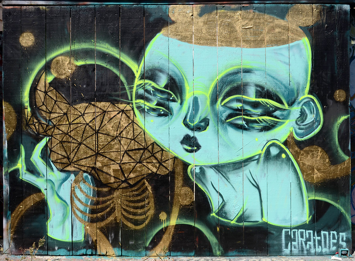 Green Girl mural by Caratoes