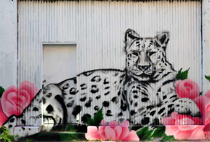 Alley Cats mural by Mel Waters